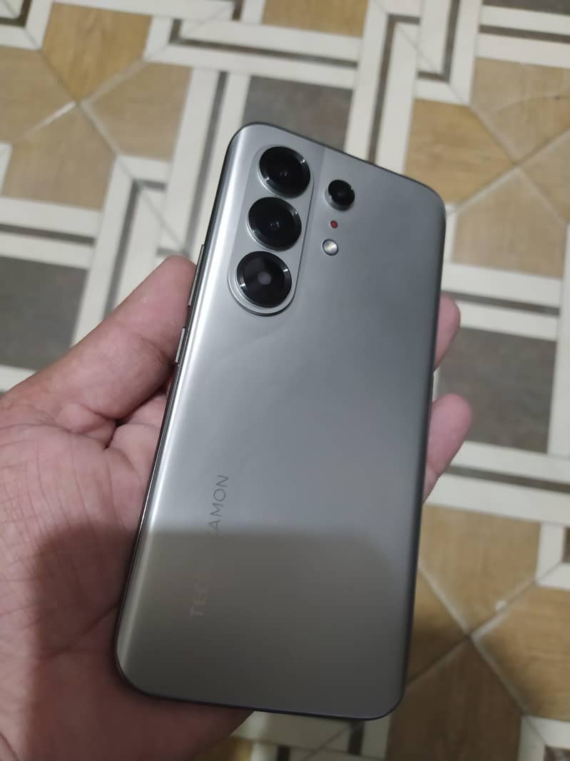 Tecno CAMON 15 Pro 2