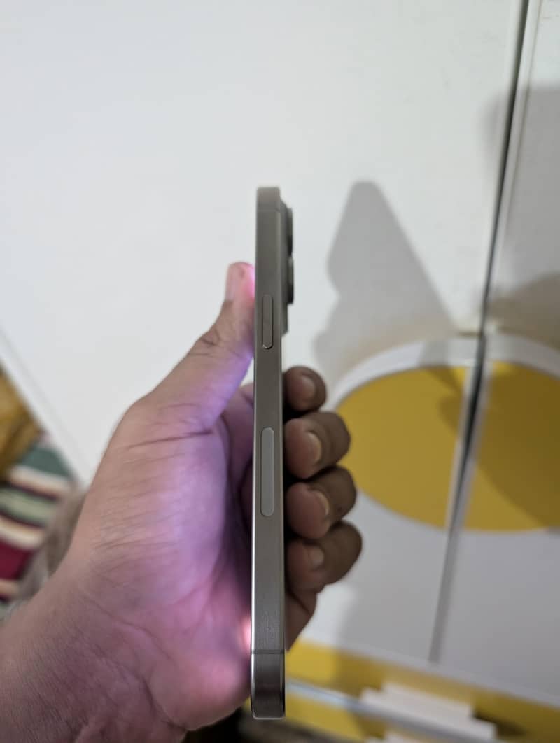 Apple iPhone 15 Pro Max 1