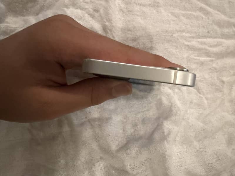 Apple iPhone 12 mini 2