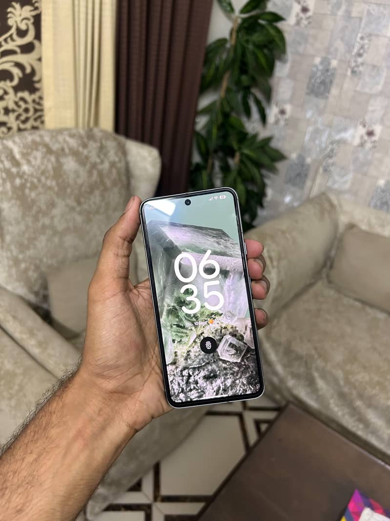 Google Pixel 8 1