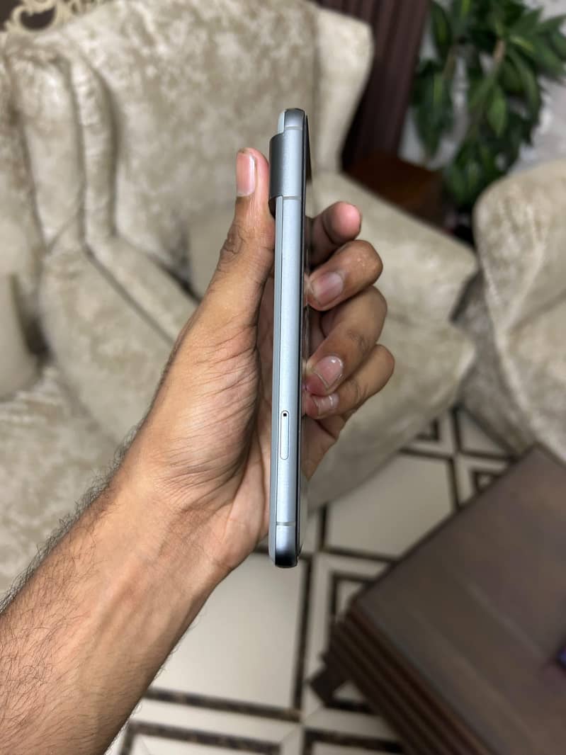 Google Pixel 8 3