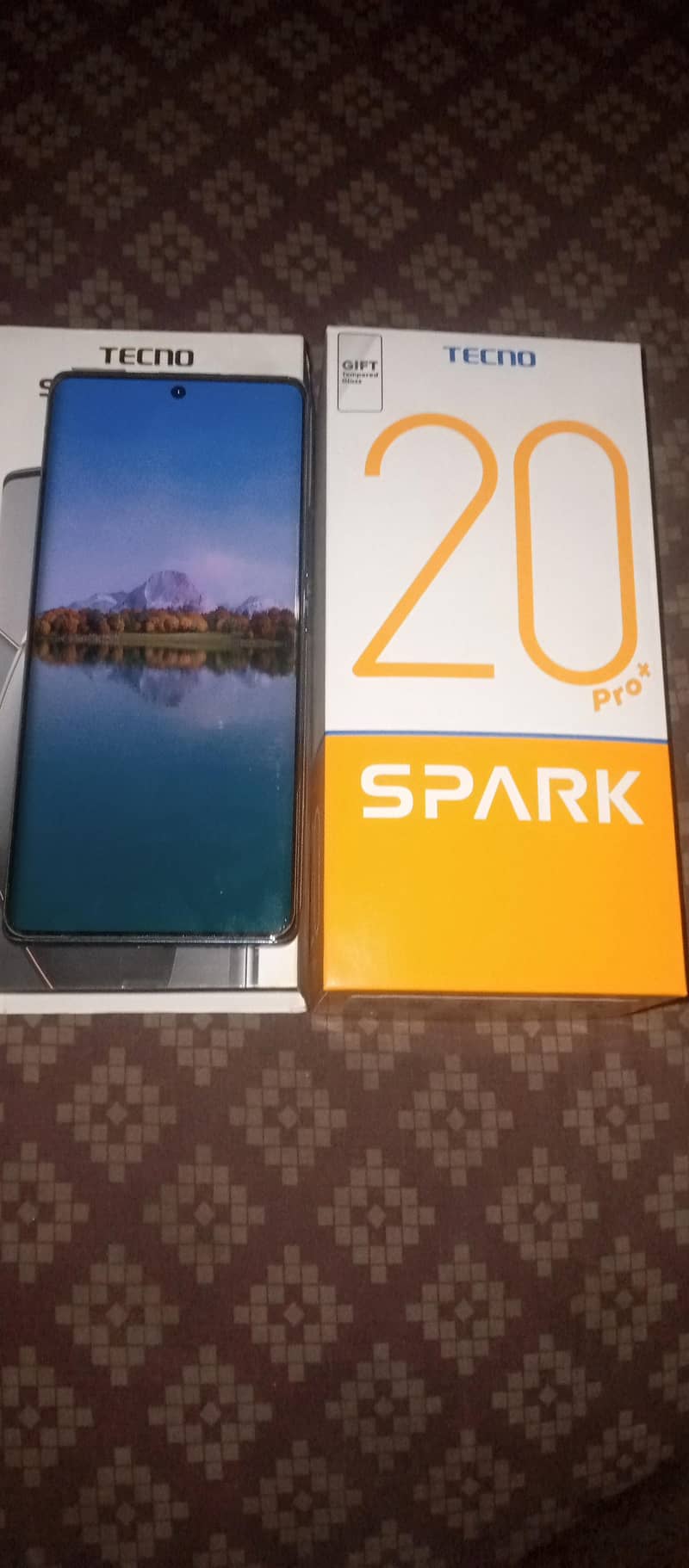 Tecno Spark 20 Pro Plus 0