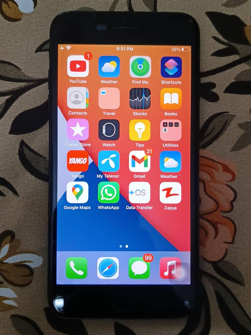 Apple iPhone 7 Plus 0