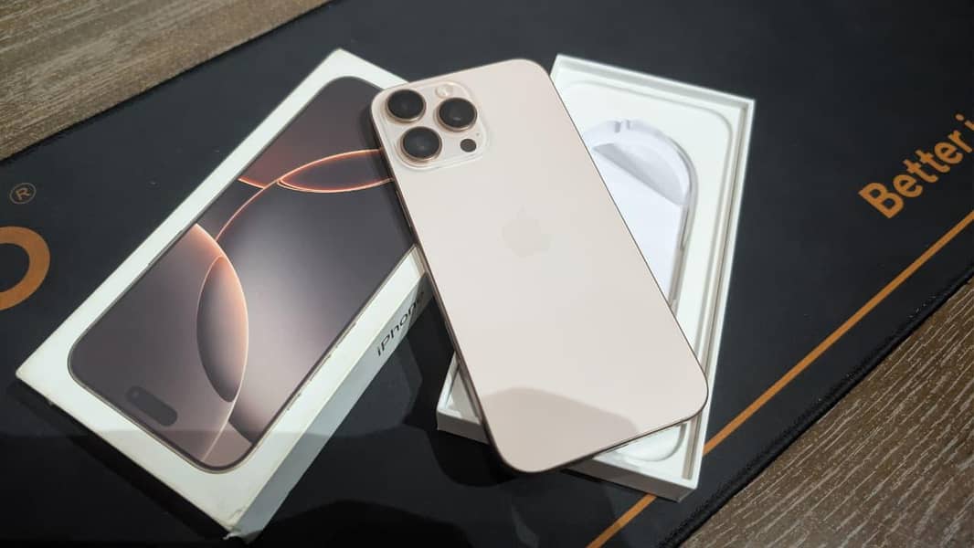Apple iPhone 16 Pro Max 0