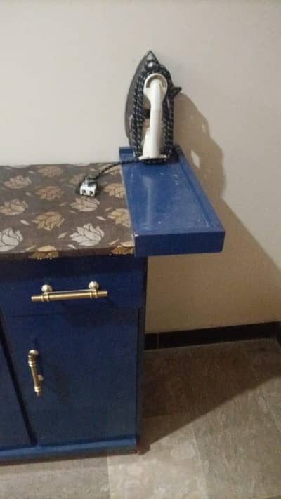 Iron Stand