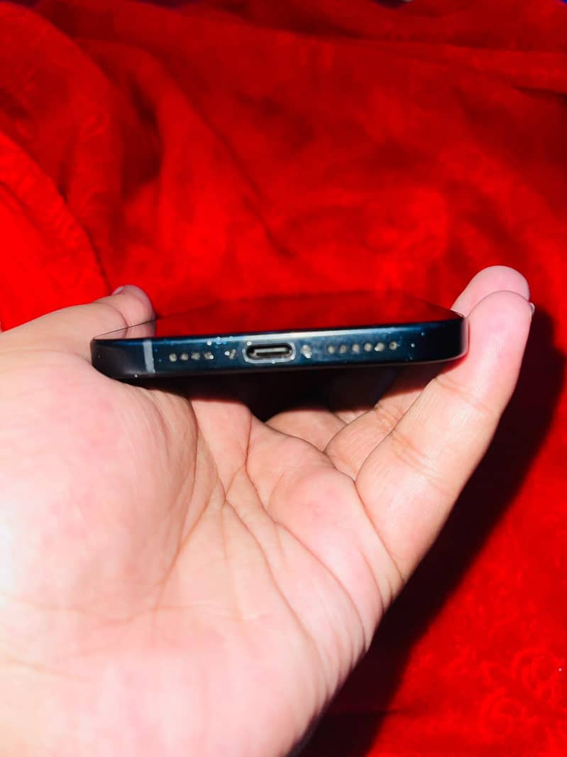 Apple iPhone 15 plus 10