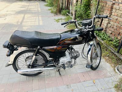Black colour 2022 model