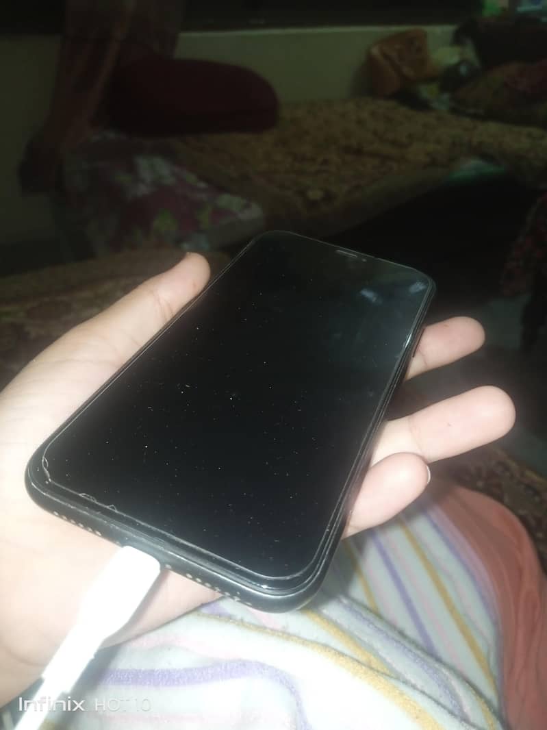Apple iPhone 11 1