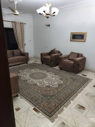 Rent flat Munir Arcade 2bed. d. d 4th floor with Roof johar mor