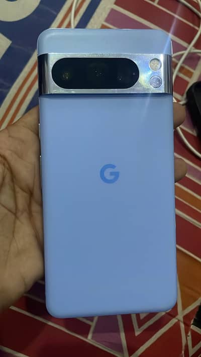 Google Pixel 8 Pro