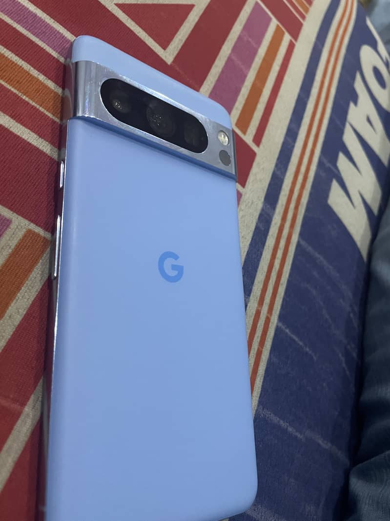 Google Pixel 8 Pro 2