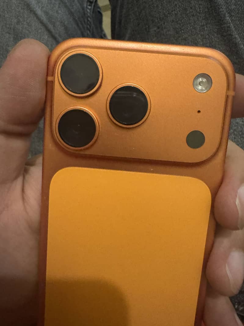 Apple iPhone 17 Pro 4