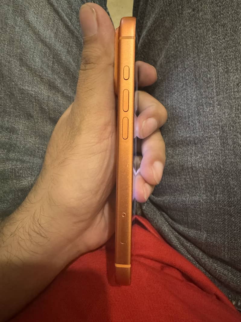 Apple iPhone 17 Pro 6