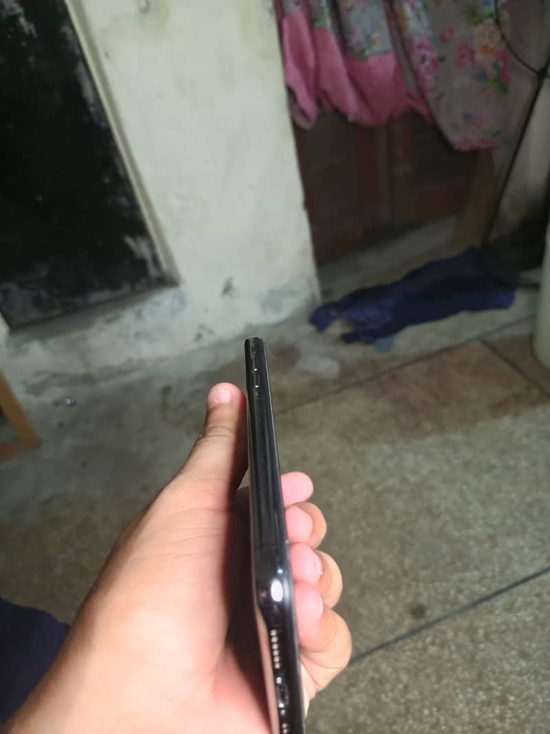 Apple iPhone X 2