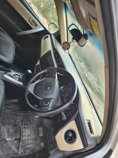 Toyota grande 1.8 full option 2015 Sindh numbr 03369800157