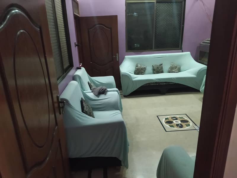 5 seater sofa set + table 9