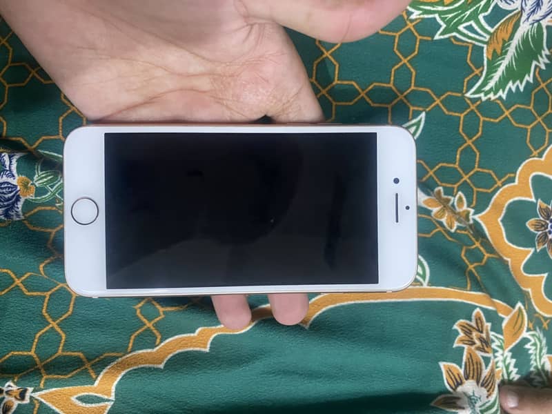 Apple iPhone 8 2