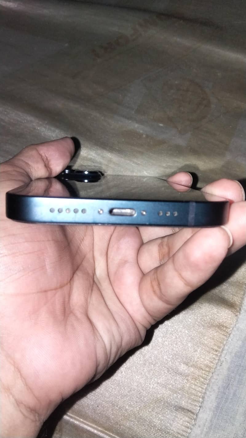 Apple iPhone 14 5