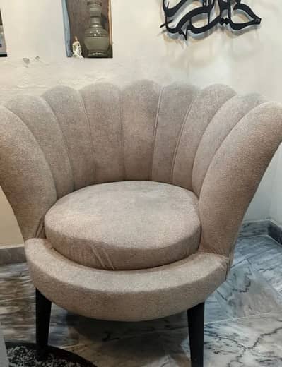 Chairs and coffee table