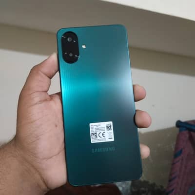 Samsung A07 4/128 (3 DIN USED)Urgent sale