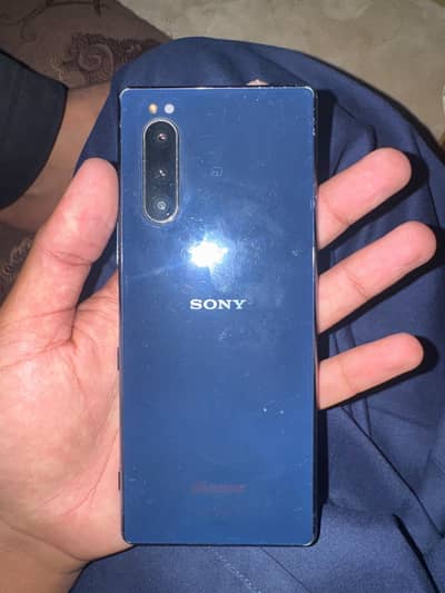 Sony Xperia X