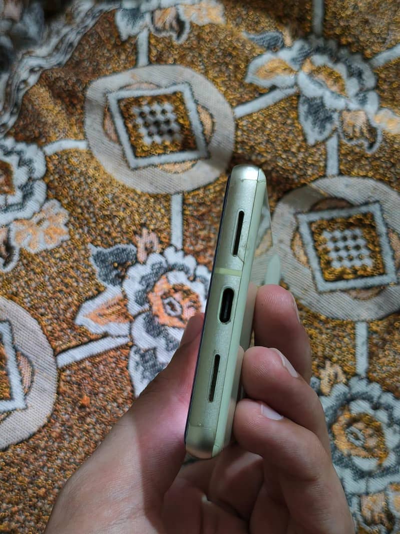 Google Pixel 7 2
