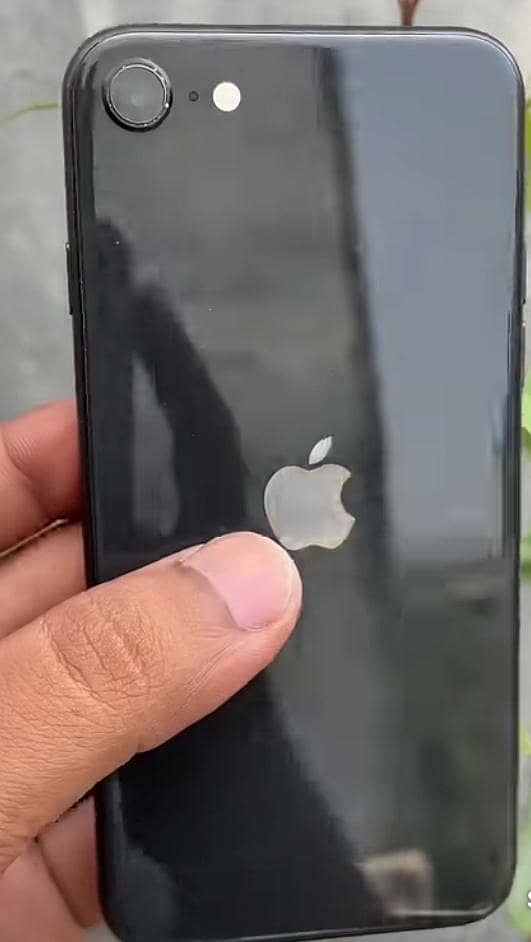 Apple iPhone se 0