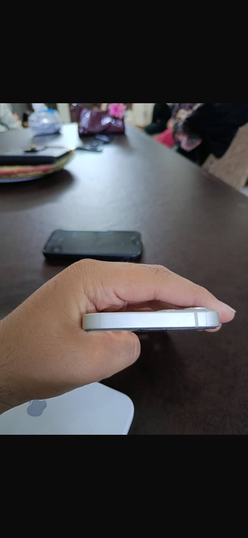 Apple iPhone 13 5