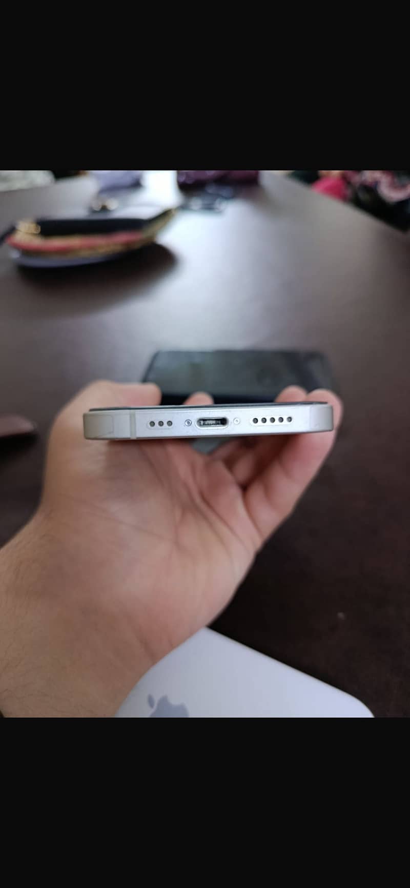 Apple iPhone 13 6