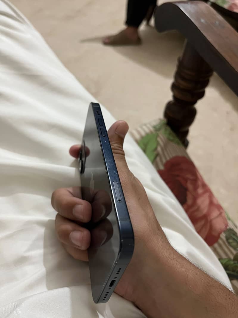 Iphone 12 3