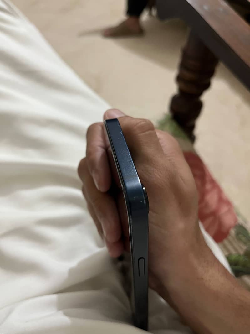 Iphone 12 5