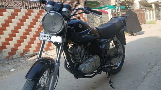 Suzuki GS 150
