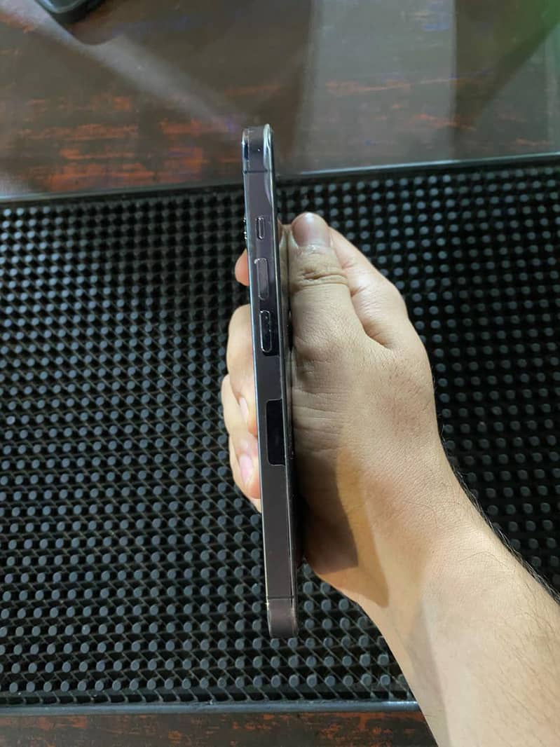 Apple iPhone 14 Pro 3