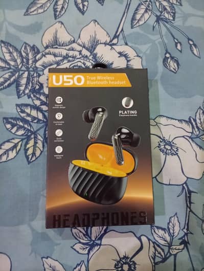 U 50 Earbuds