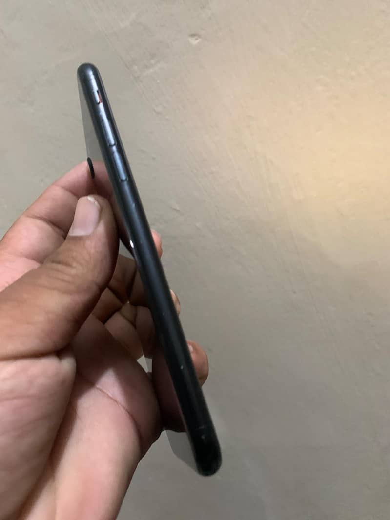 Apple iPhone SE 3
