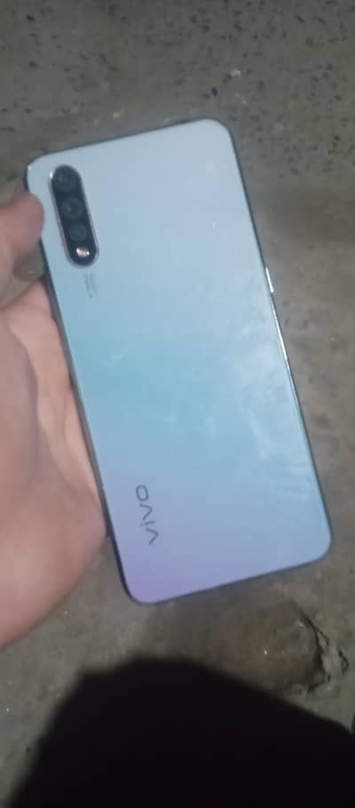 Vivo S1