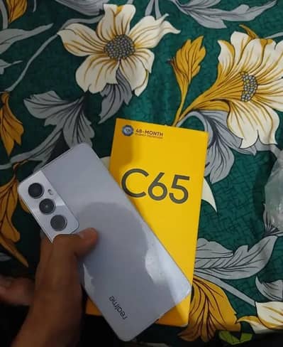 Realme C65