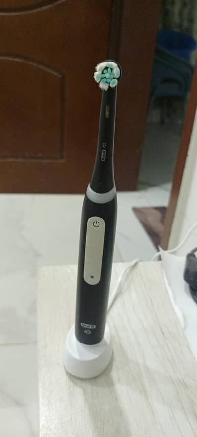 iO Series 3 Electric toothbrush
