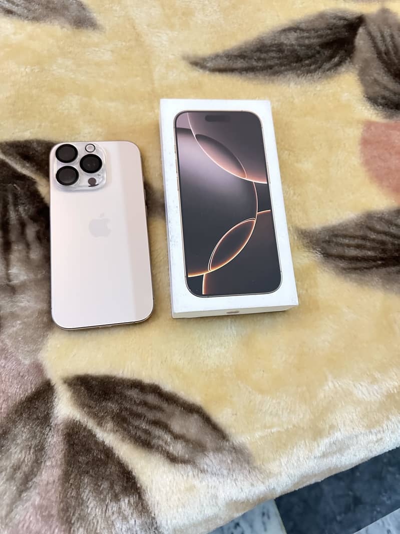 Apple iPhone 16 Pro 1
