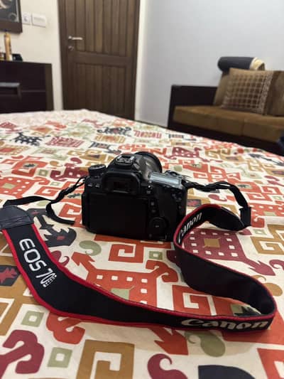 Canon EOS 70D