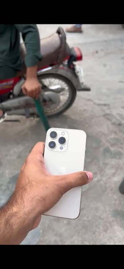 Apple iPhone 13 Pro