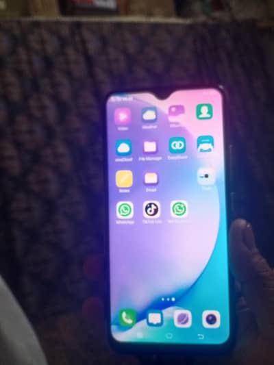 Vivo Y17