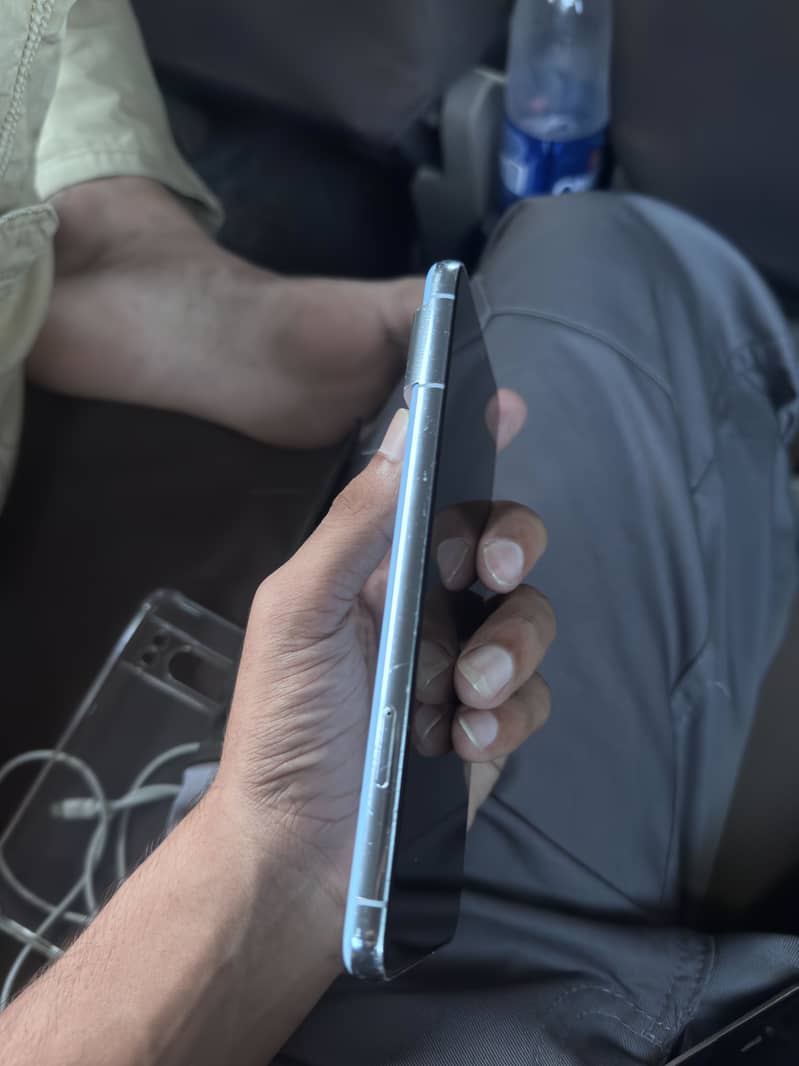 Google Pixel 8 Pro 3