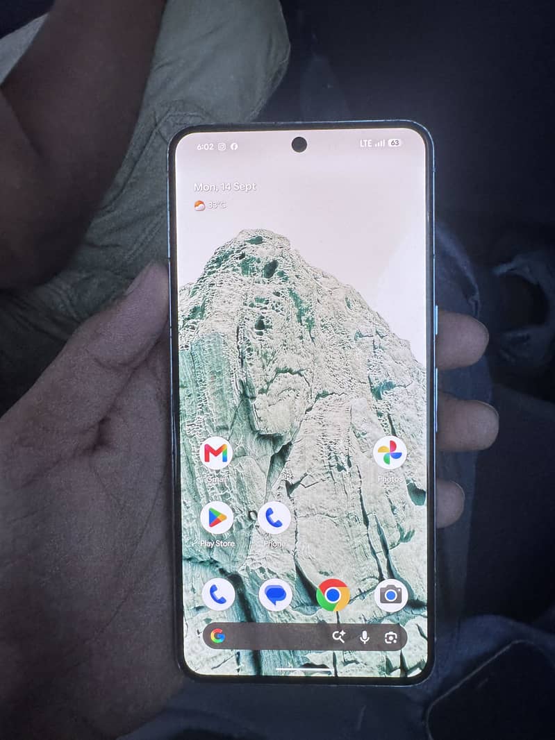Google Pixel 8 Pro 6