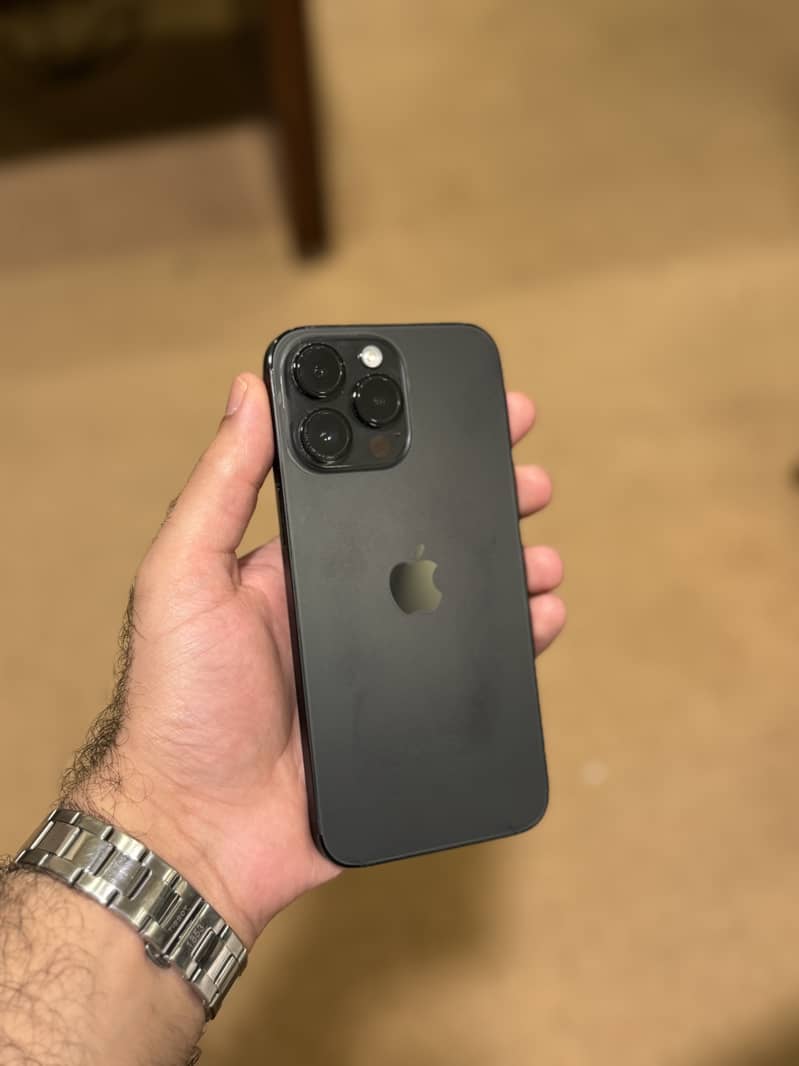 Apple iPhone 14 Pro Max 2