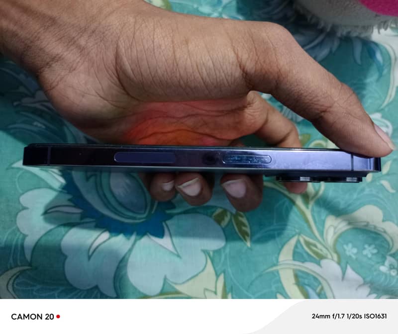 Apple iPhone 14 Pro 1
