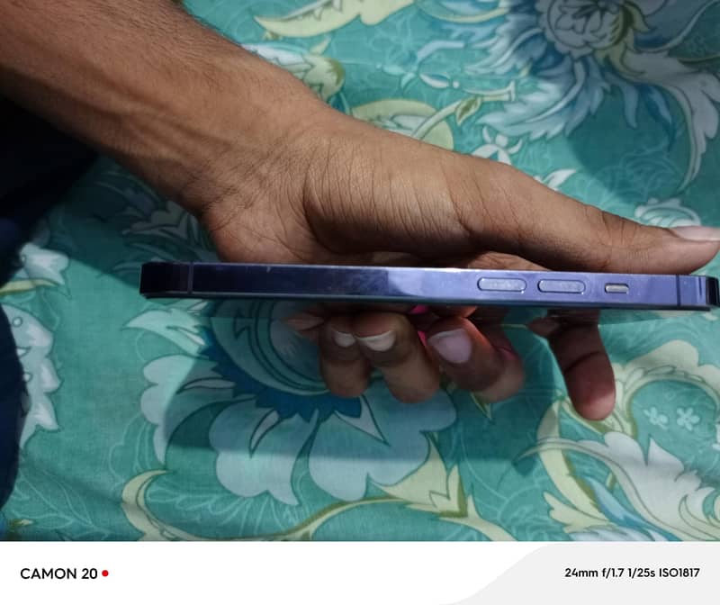 Apple iPhone 14 Pro 2