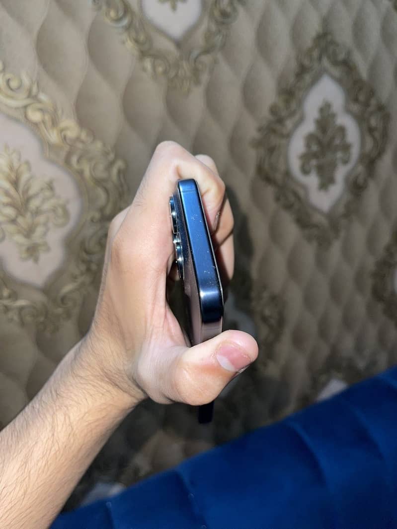 Apple iPhone 15 Pro 5