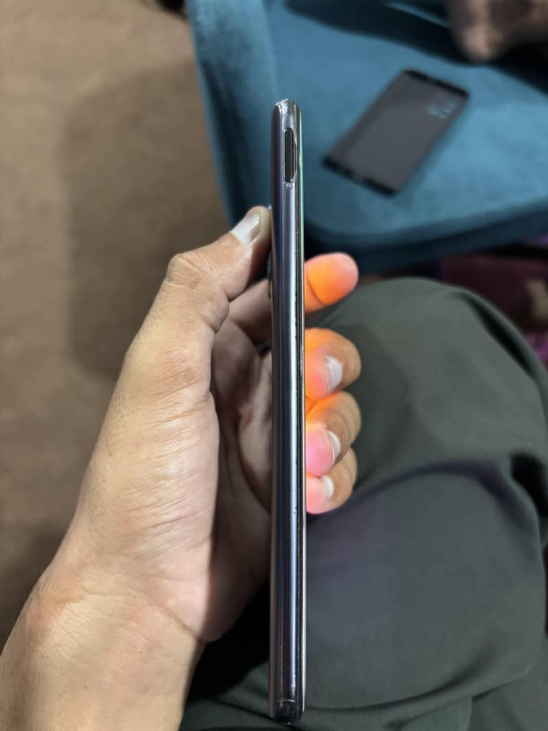 Samsung Mobile A71 3