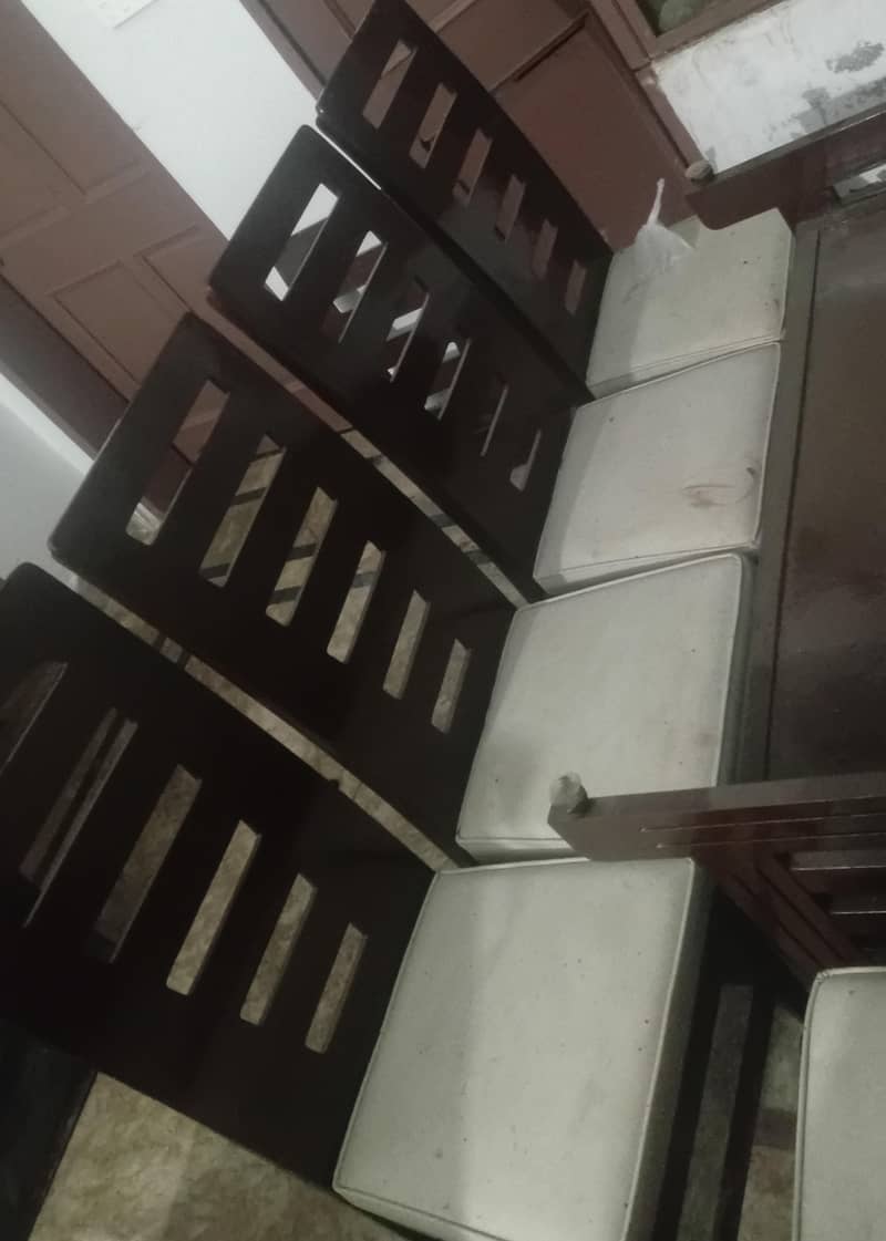 Dinning Table with chairs 1